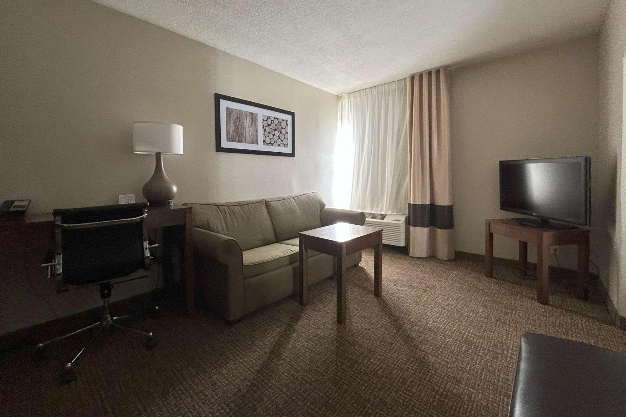 Quality Inn & Suites Tarboro - Kingsboro Exterior foto